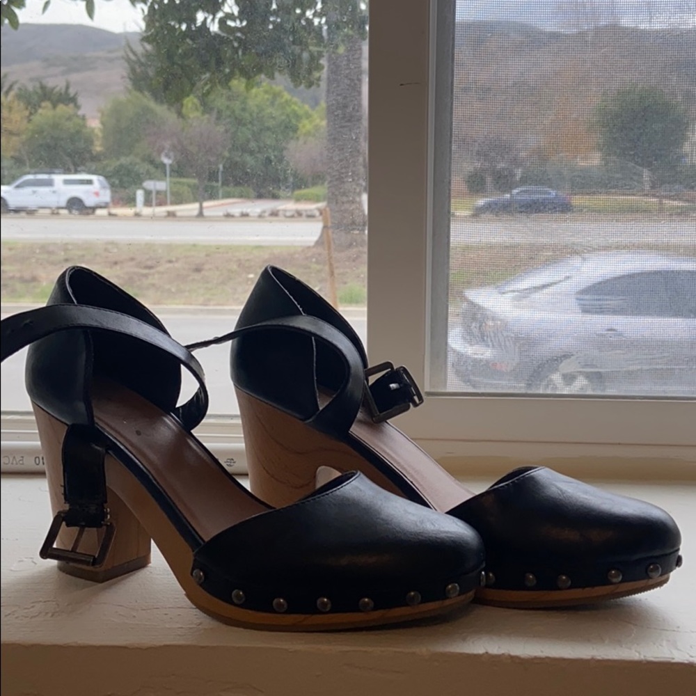 Revel studded heel clog 7.5